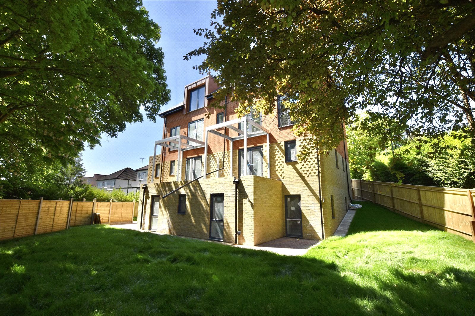 Abbeyside House, 38 Woodcote Grove Road, Coulsdon, London CR5 2AB