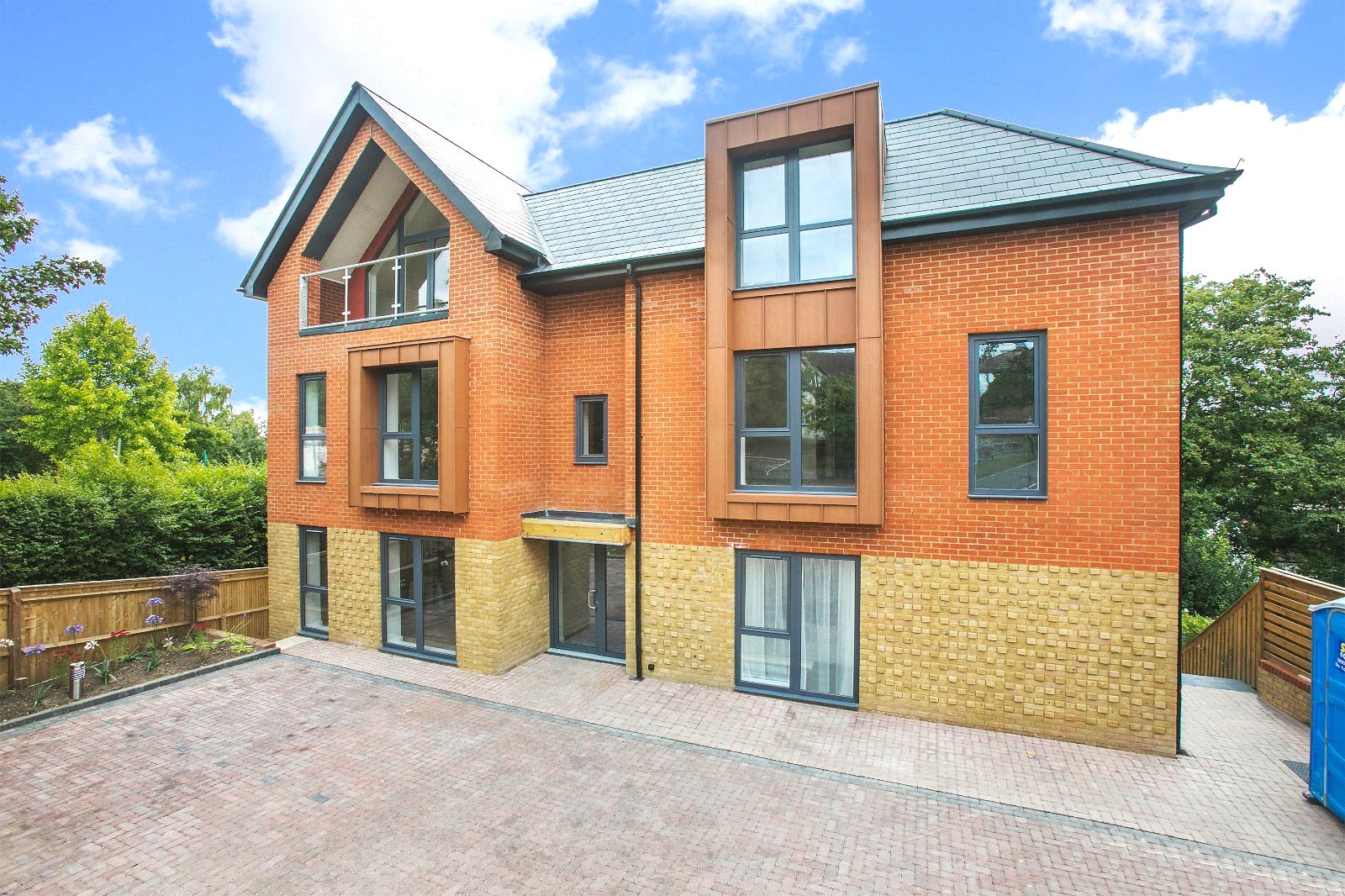 Abbeyside House, 38 Woodcote Grove Road, Coulsdon, London CR5 2AB